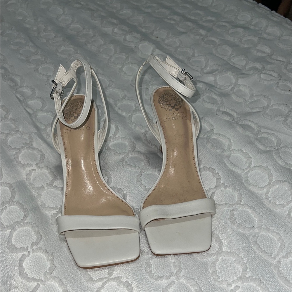 Vince Camuto Strappy Heels Women’s 8 White Sandal
